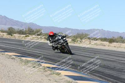 media/Dec-04-2025-Racers Edge (Thu) [[5ebc9f124d]]/2-A Group/1-Session 2 (Turn 7 Inside)/